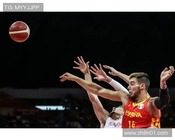 篮球世预赛精彩对决美国队迎战波多黎各队全力争胜展现实力